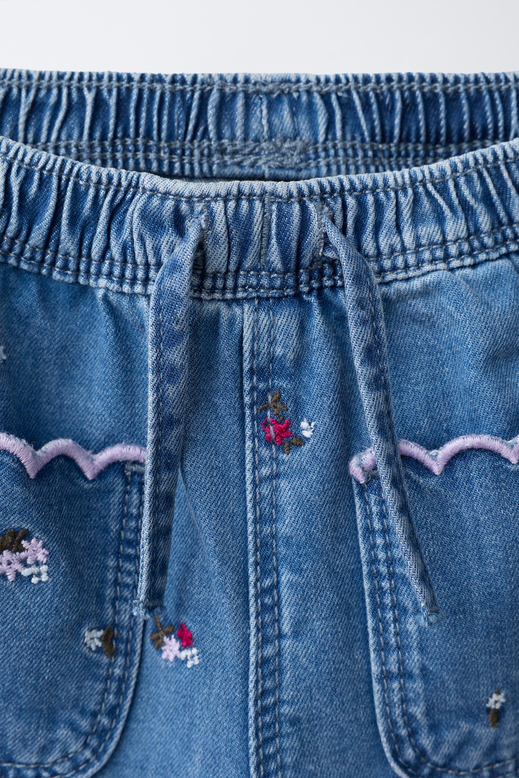 EMBROIDERED FLORAL DENIM PANTS